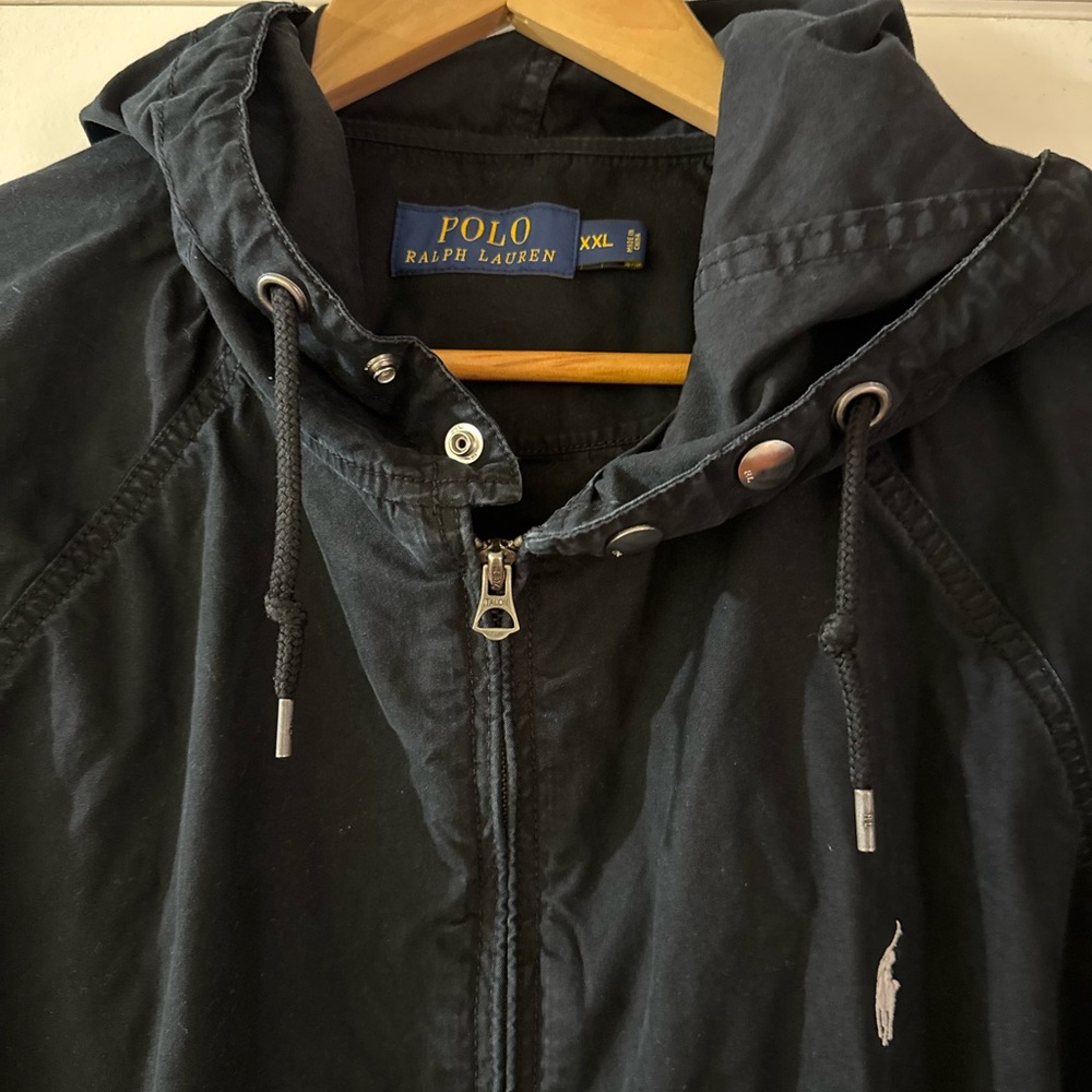 Polo by Ralph Lauren Men's Dark Hooded Windbreaker - Picture 3 of 6